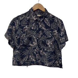 Hollister Co Navy Blue Tropical Leaf Print Button-Up Cropped Shirt Short Sleeve